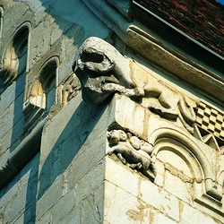 Detail Kirche außen / P. Gerfried Sitar