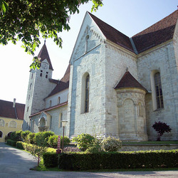 Basilika außen / P. Gerfried Sitar